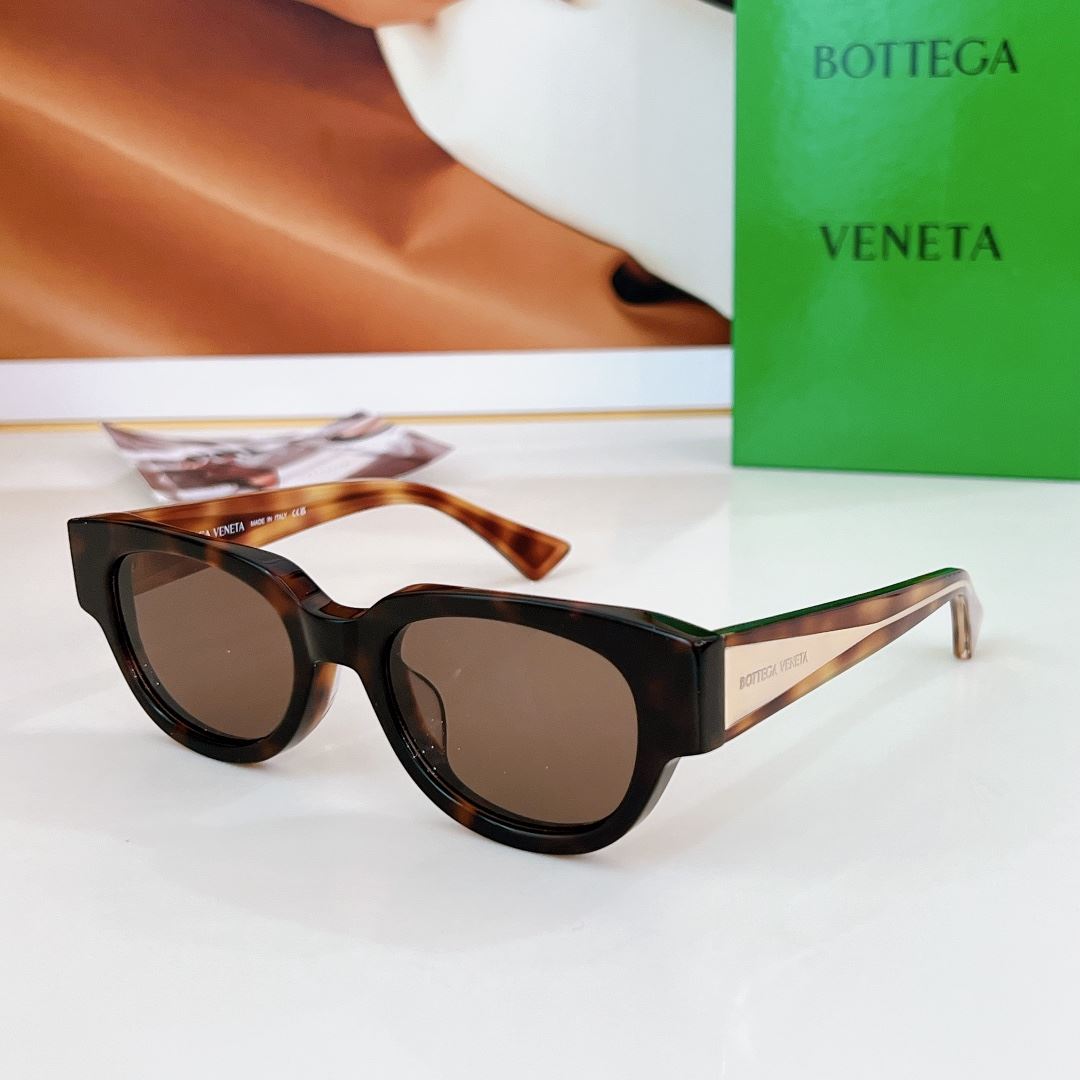 Bottega Veneta Sunglasses